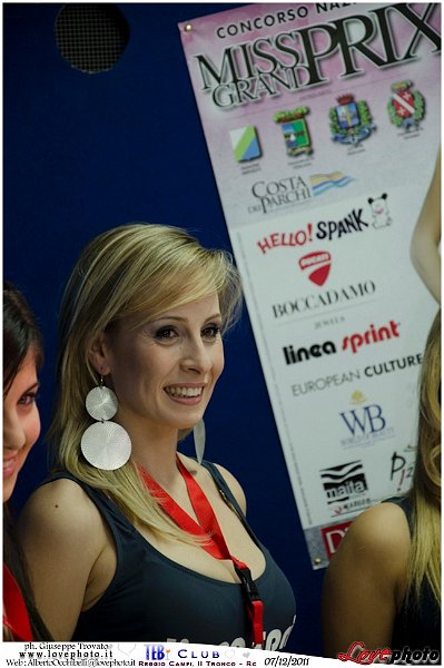 011Teb_Club_Miss Grand Prix_LovePhoto-07122011.jpg